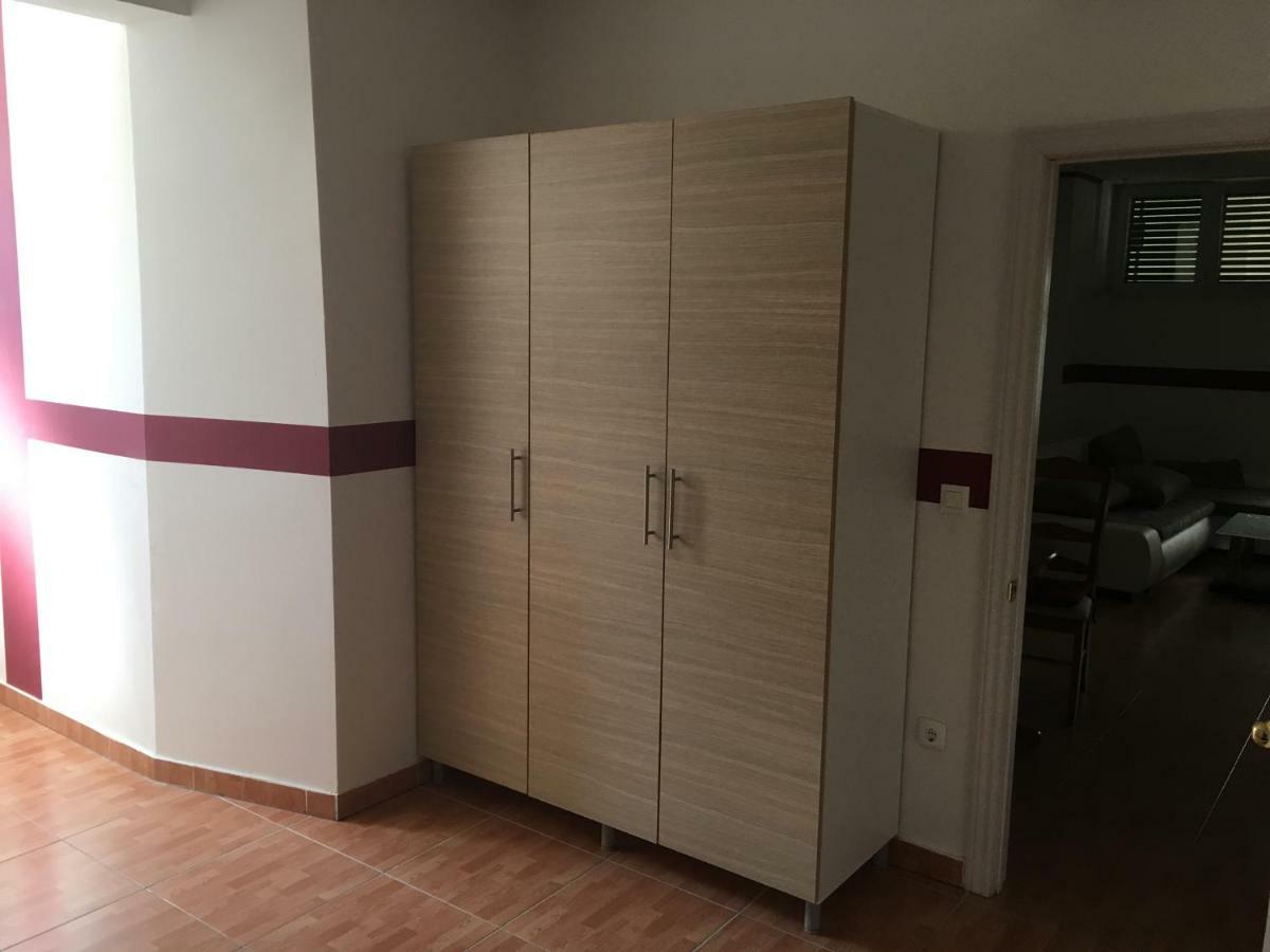 מאקרסקה Apartmani Paula מראה חיצוני תמונה